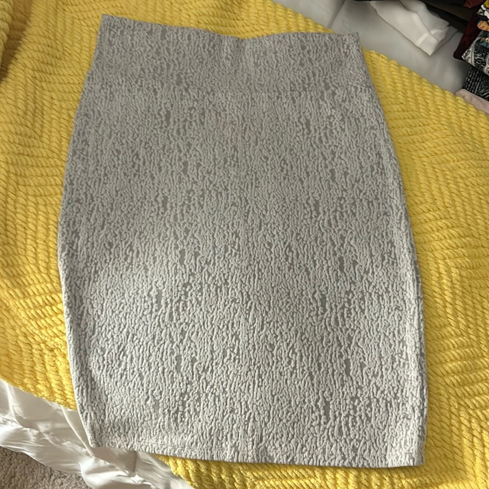 Comfy pencil skirt